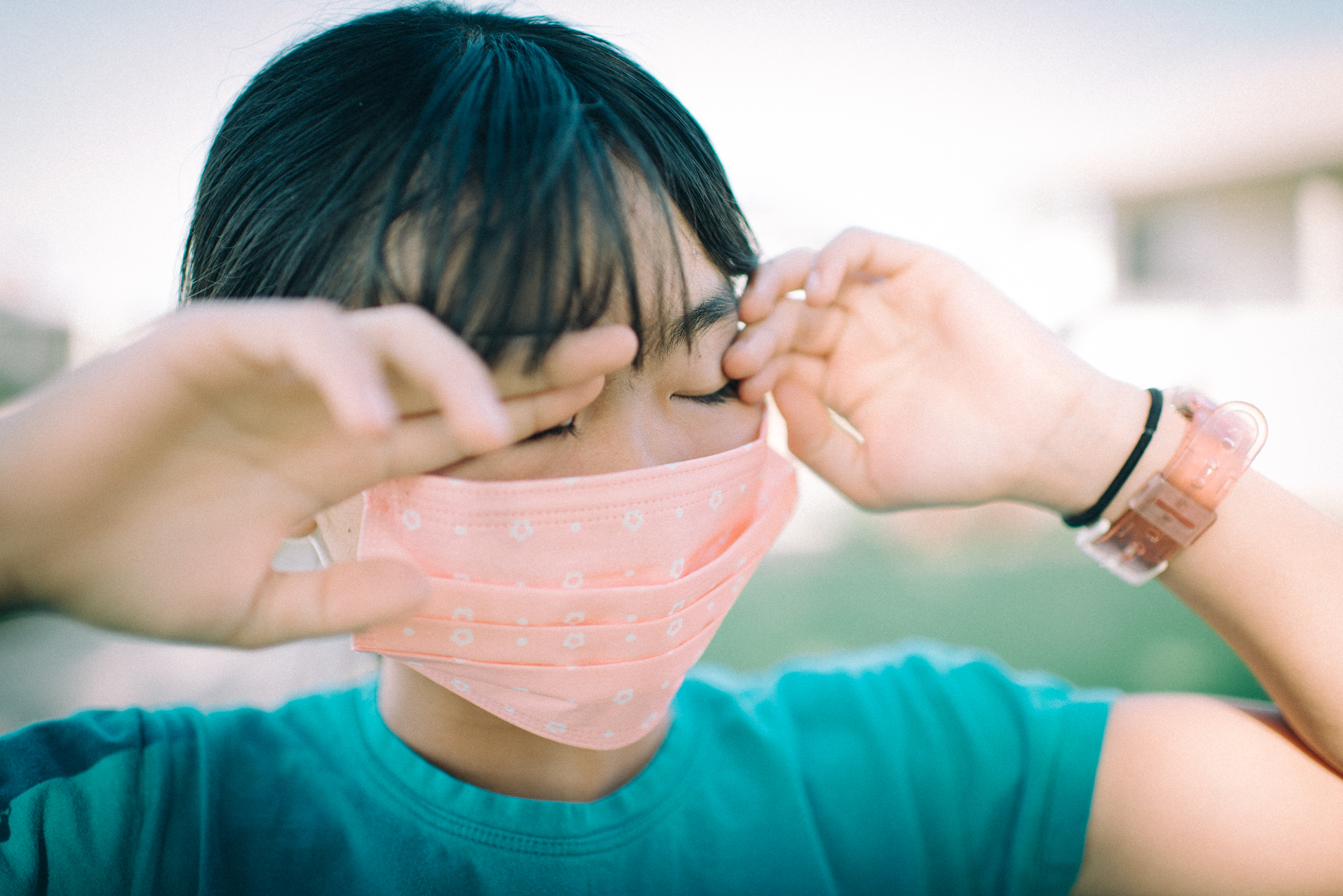 13 Unmistakable Signs Your Peepers are Pollen Plagued And How to Fix It