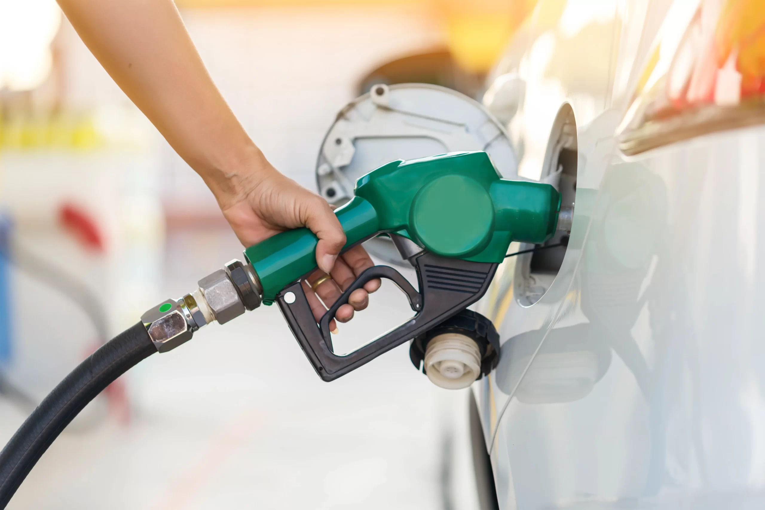 Government Plans Digital Nozzle Rollout at Petrol Pumps to Combat Fuel Theft