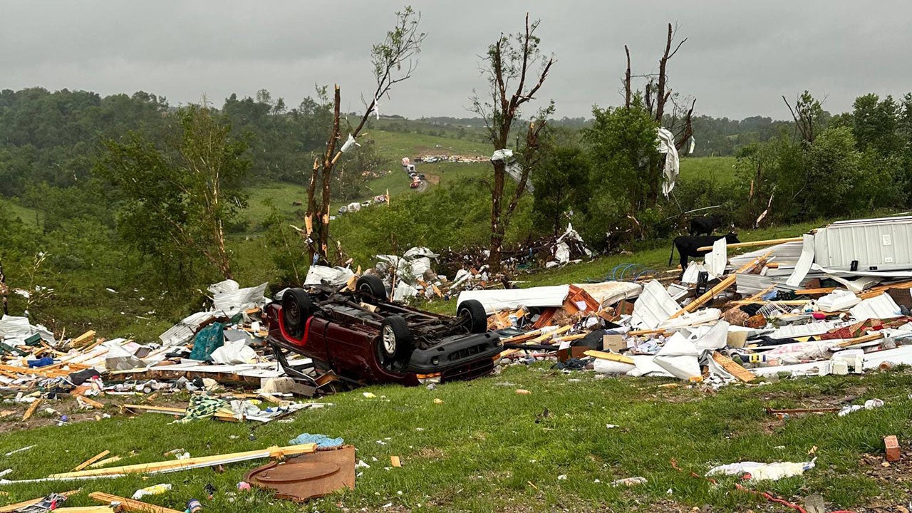 Kentucky Tornado Leaves 1 Dead, Several Injured, Widespread Damage(02)