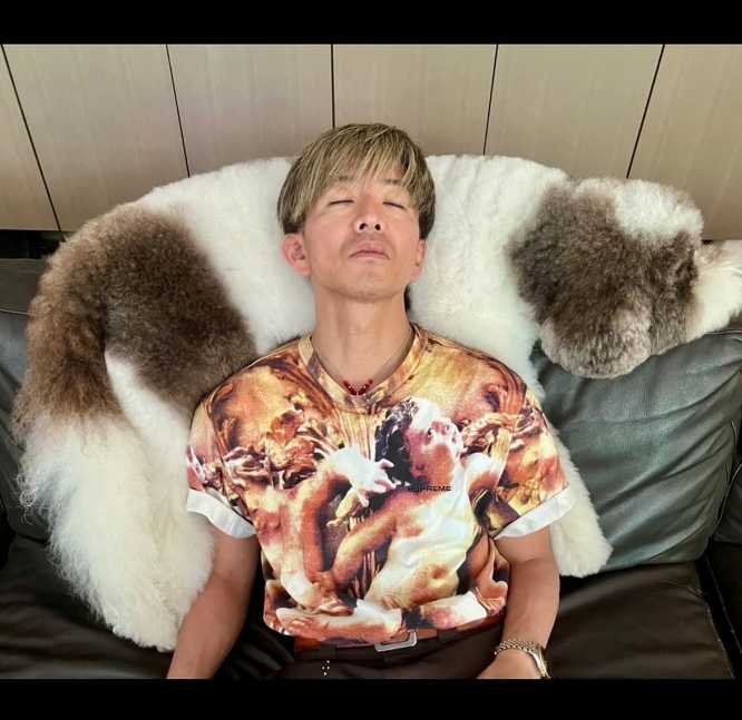 木村拓哉　クッション　未開封 もふもふ気持ち良さそう」木村拓哉、愛犬枕で『ちぃ〜ん』の図公開に