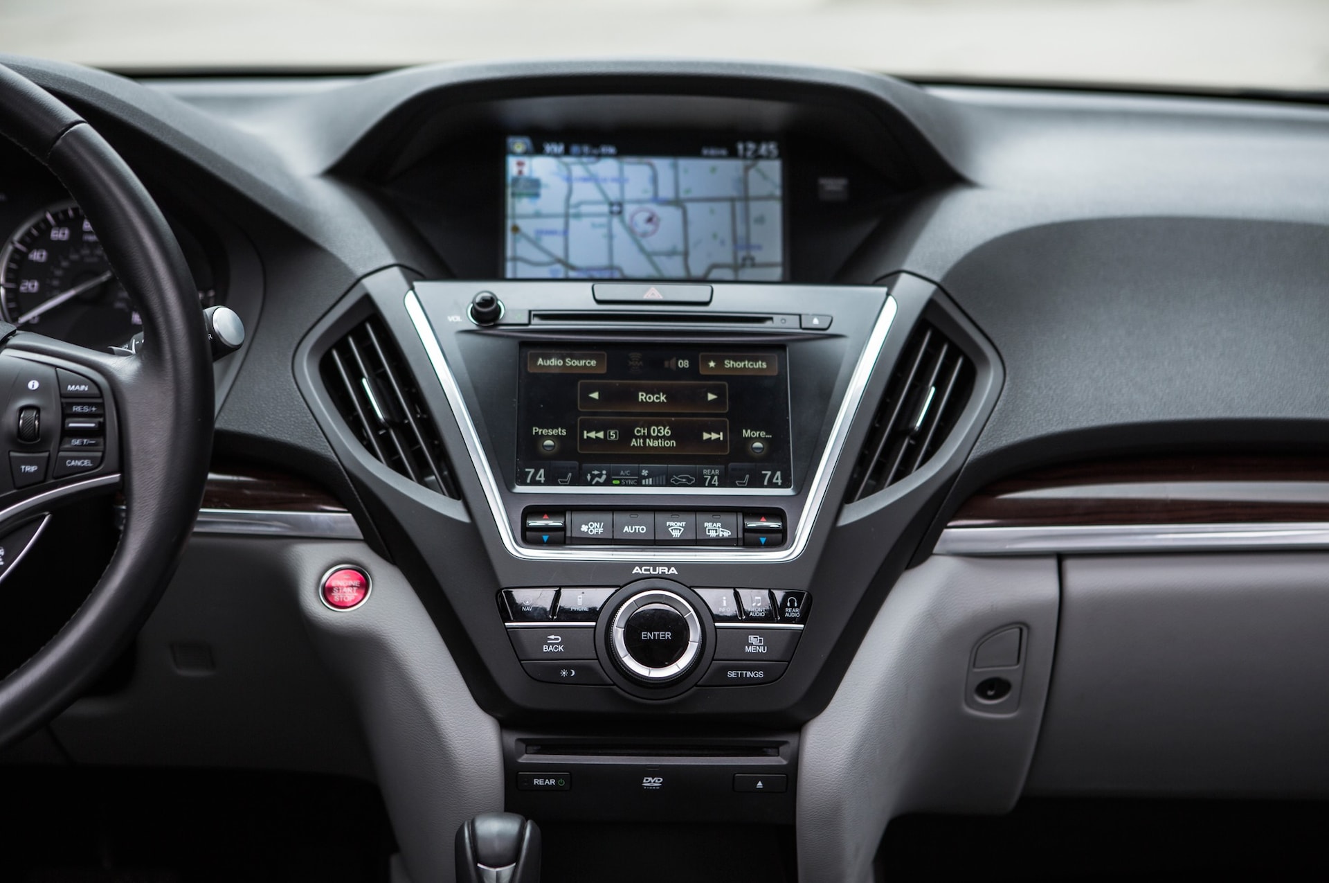 2014 Acura MDX SH AWD infotainment system