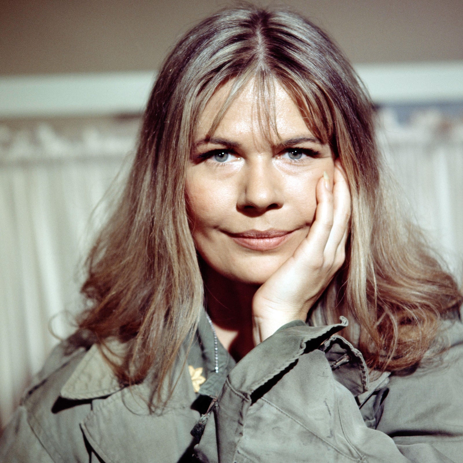 Loretta Swit, a star of TV's "M*A*S*H," dies at 87