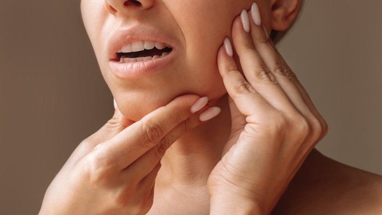 8 early symptoms of heart blockage to watch out for