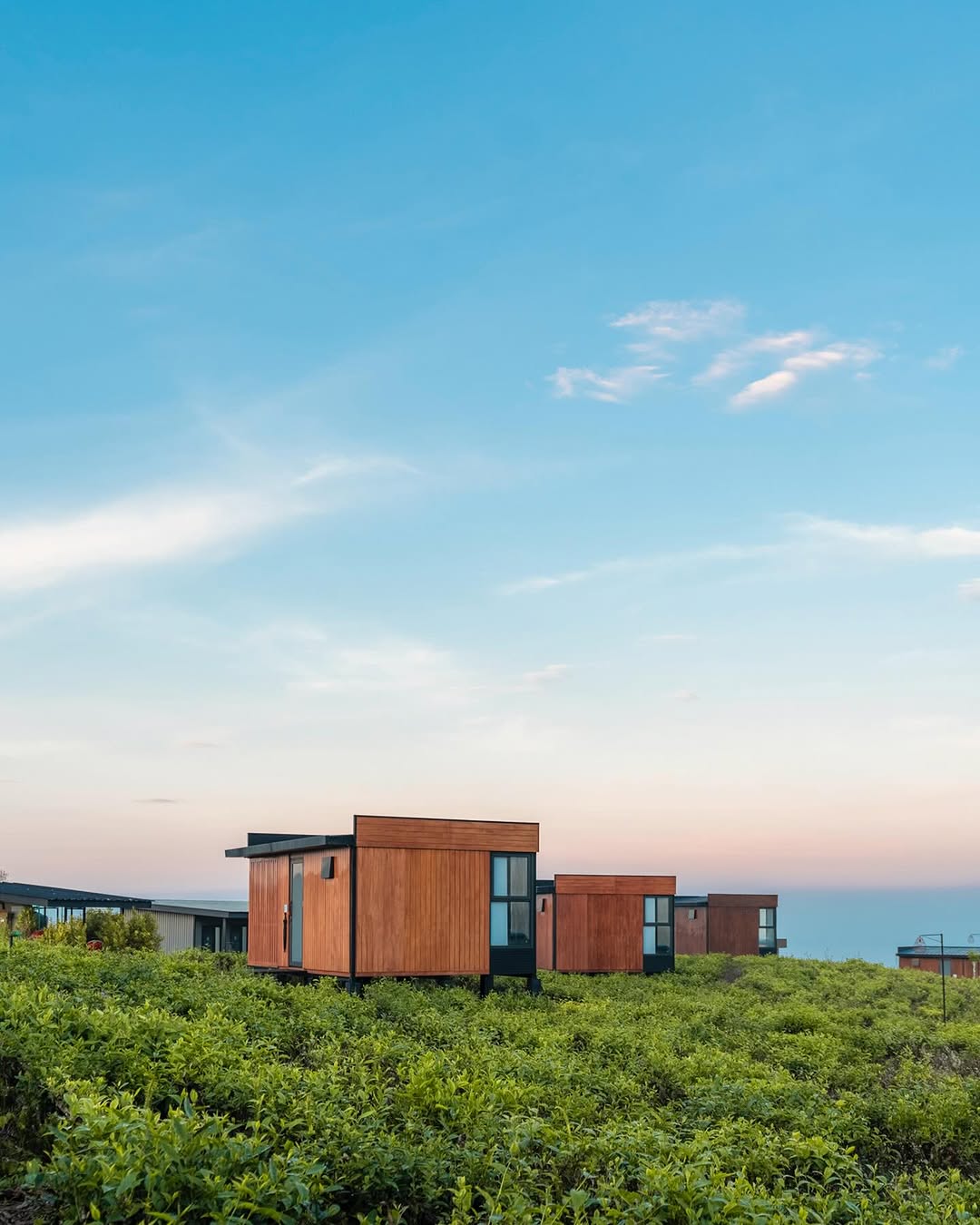 7 Destinasi Glamping Paling Menakjubkan di Jawa Barat, Wajib Kunjungi! 6 7 Destinasi Glamping Paling Menakjubkan di Jawa Barat, Wajib Kunjungi!