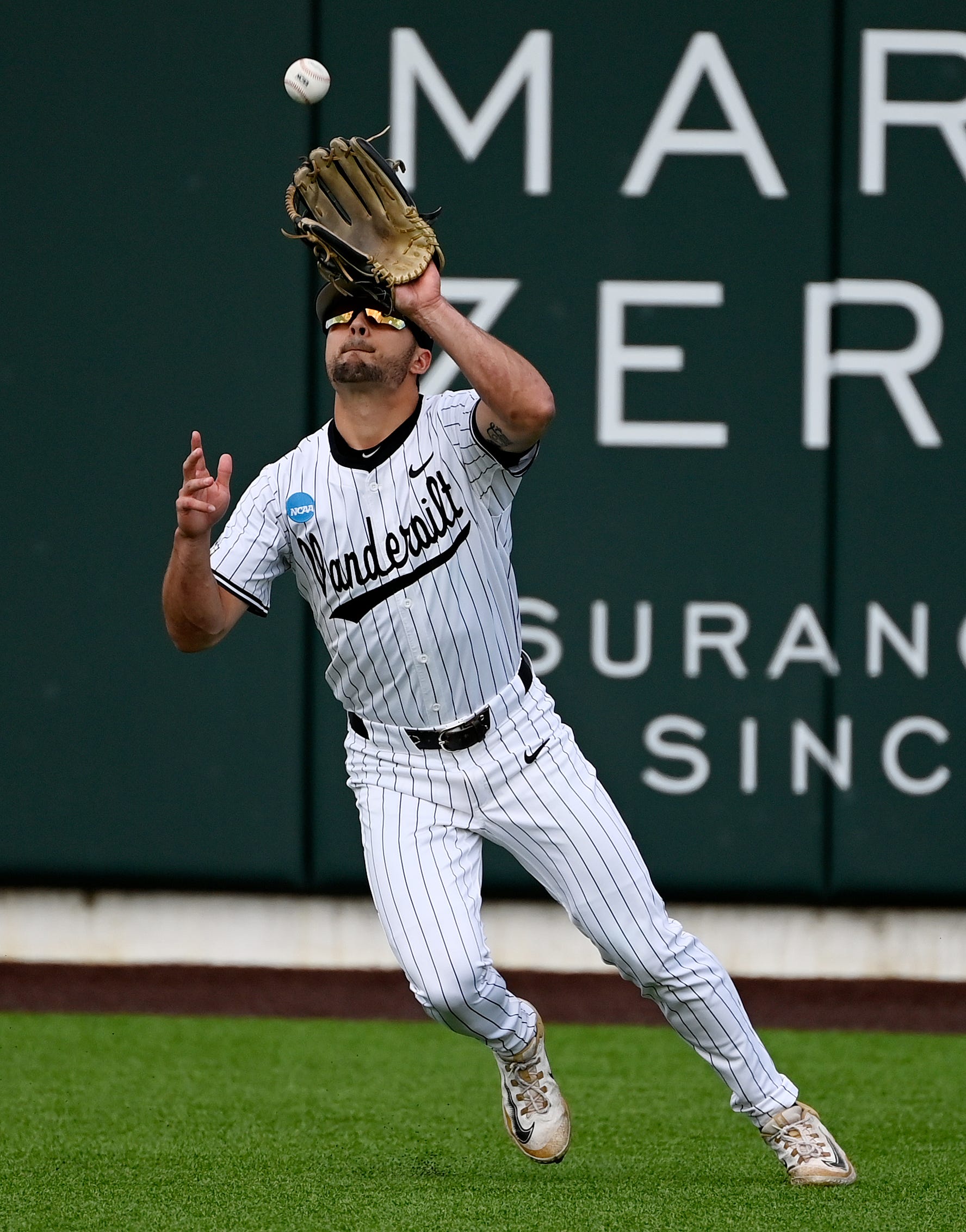 No. 1 seed Vanderbilt no-hit for 6 innings, but Riley Nelson delivers ...