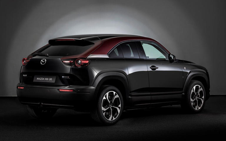 Momen tepat bisa laku, yuk intip lagi spesifikasi Mazda MX-30 R-EV