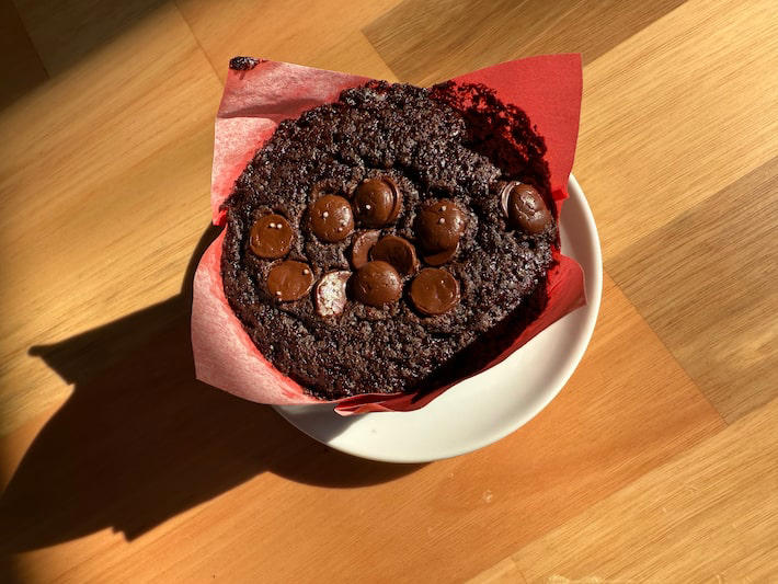 Bolo de chocolate amargo com café Foto: Criativa Lab/Divulgação