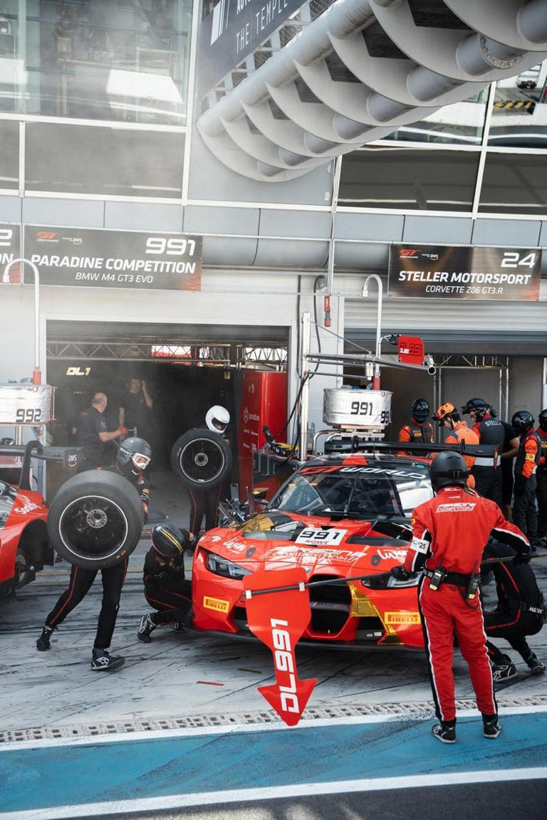 Sean Gelael Pertahankan Posisi Paradine Competition 991 di GTWCE ...