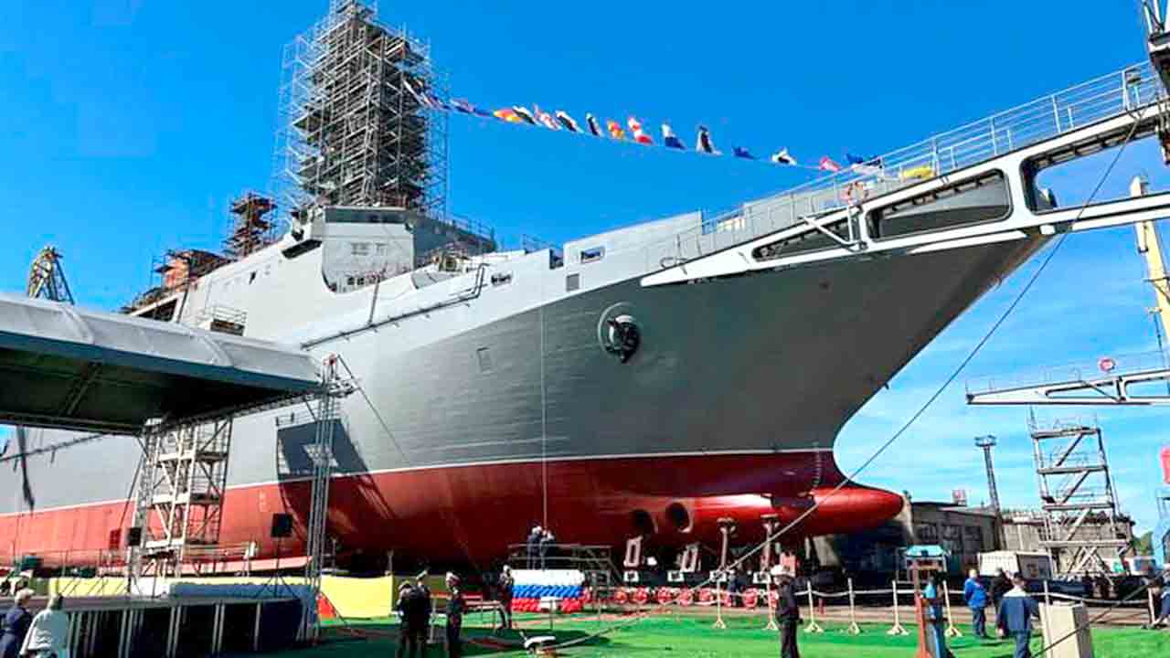 Rusia meluncurkan kapal pendarat "Vladimir Andreev" untuk Armada Pasifik