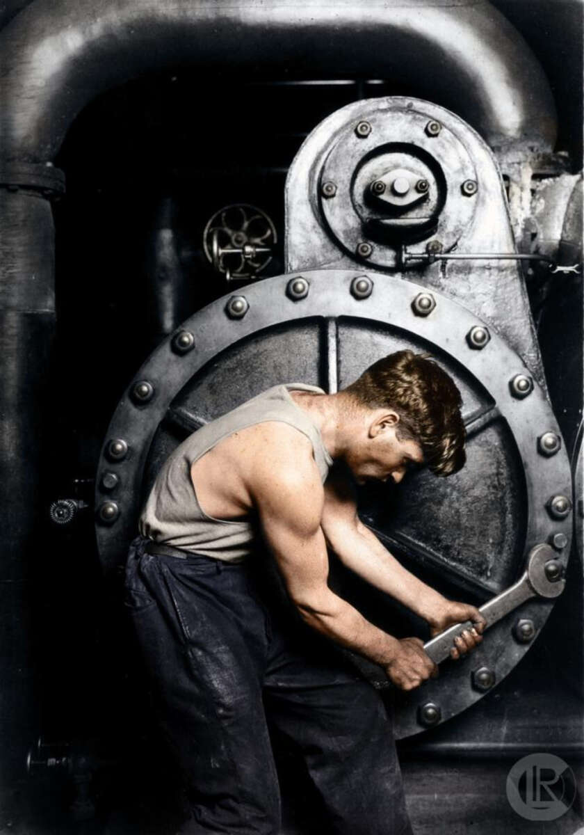 20 Colorized Photos From The Early 1920s