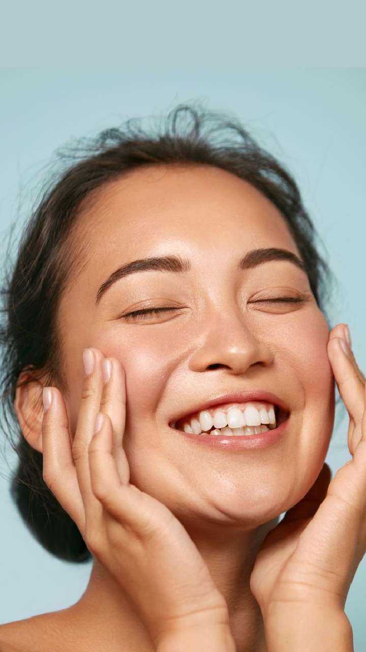 6 Benefits Of Applying Coconut Milk On Face