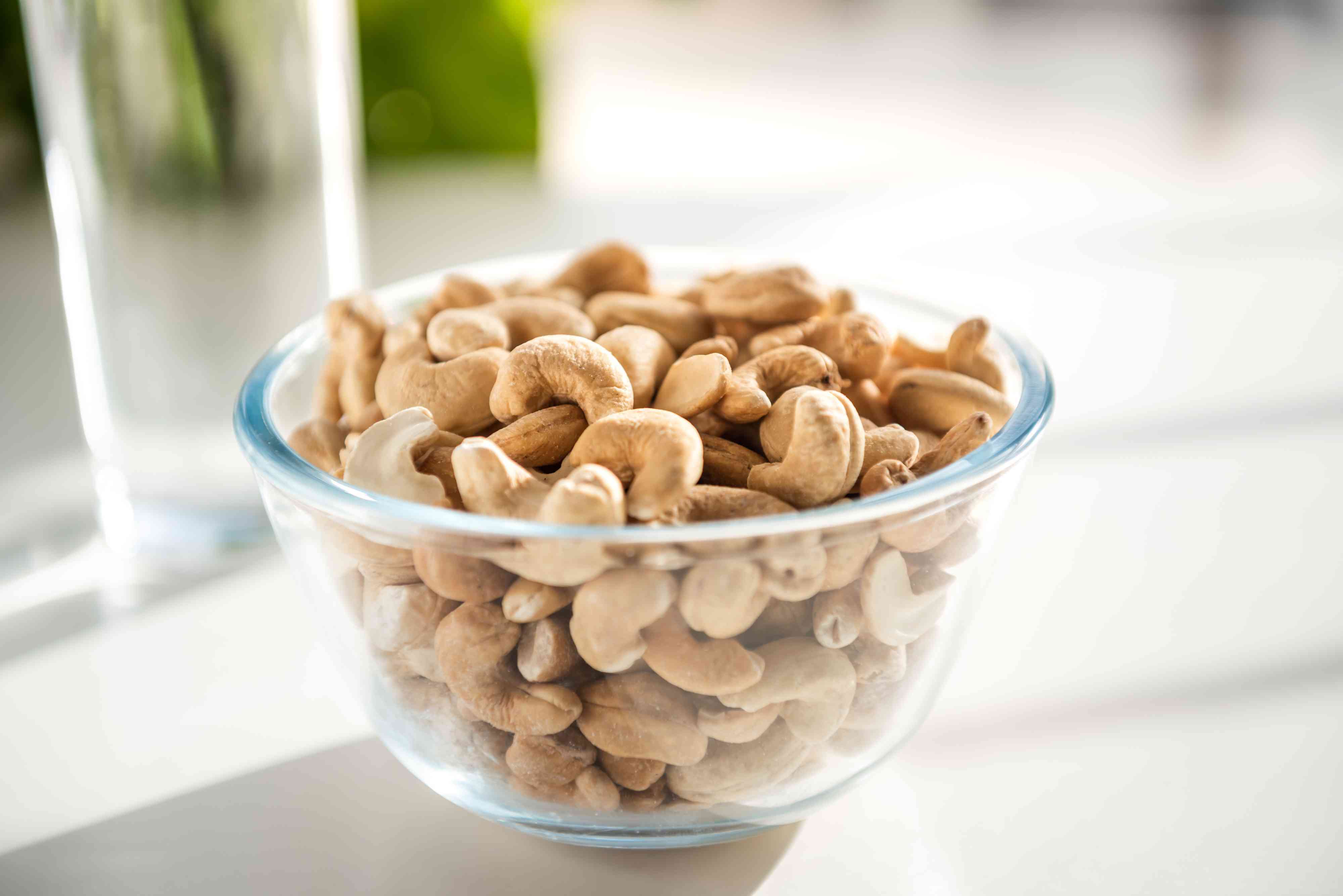Top 10 snacks high in magnesium for a healthier you