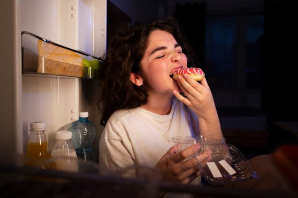 5 Pola Makan yang Bisa Picu Obesitas pada Anak Sejak Dini — Hindarilah!