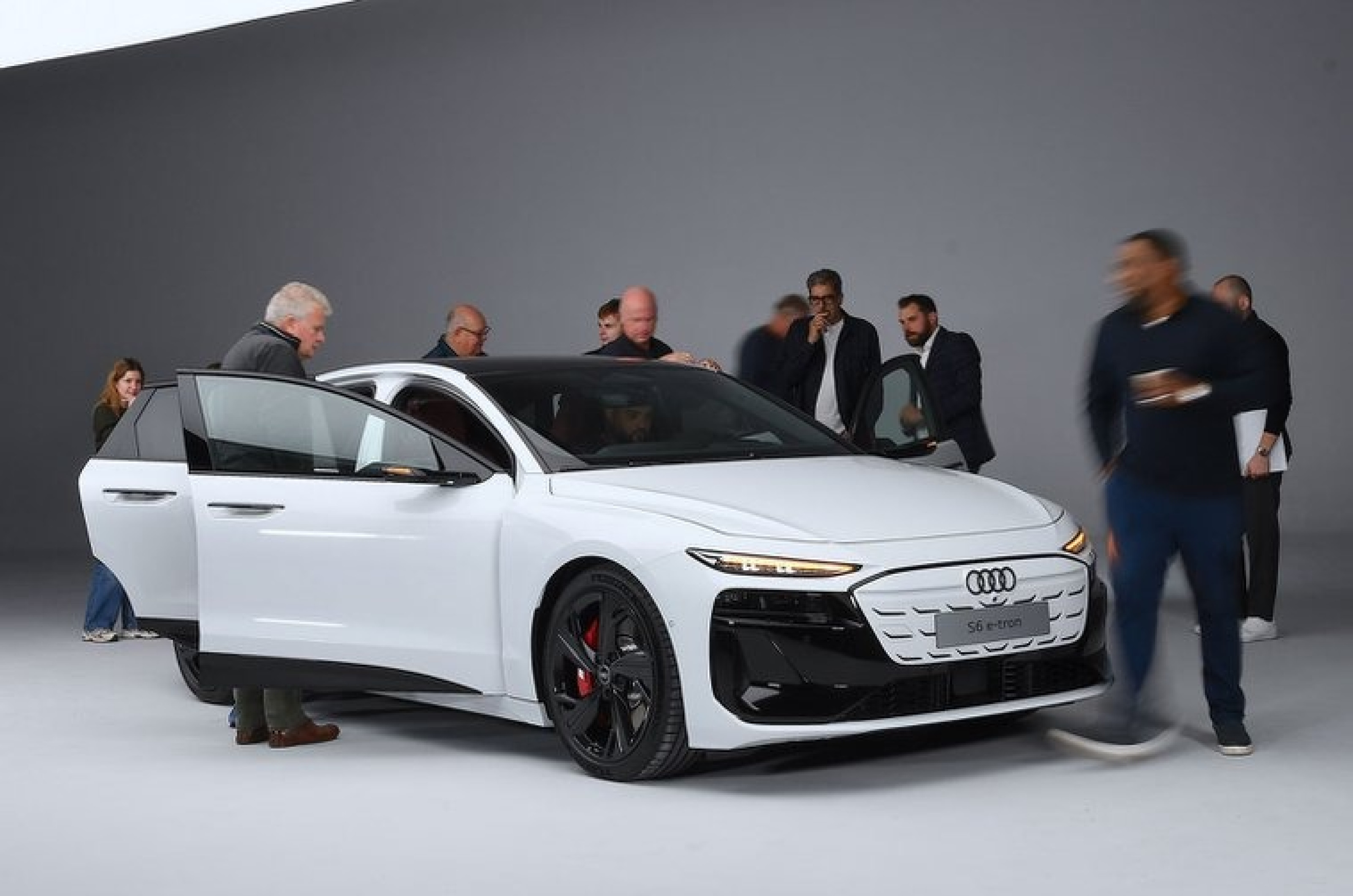 Eis o que pensam os potenciais clientes do novo Audi A6 e-tron