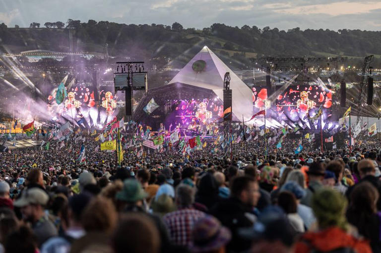 Glastonbury full line-up released with 1990s Pyramid Stage act brought ...