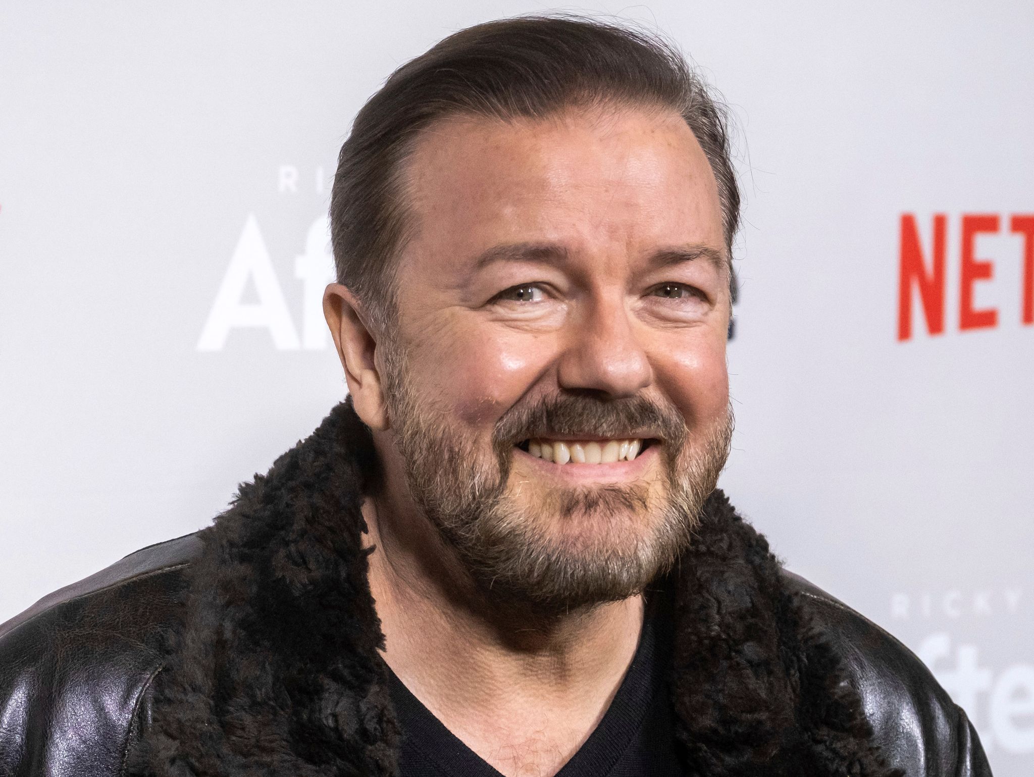 Bissiger Komiker Ricky Gervais erhält Hollywood-Stern