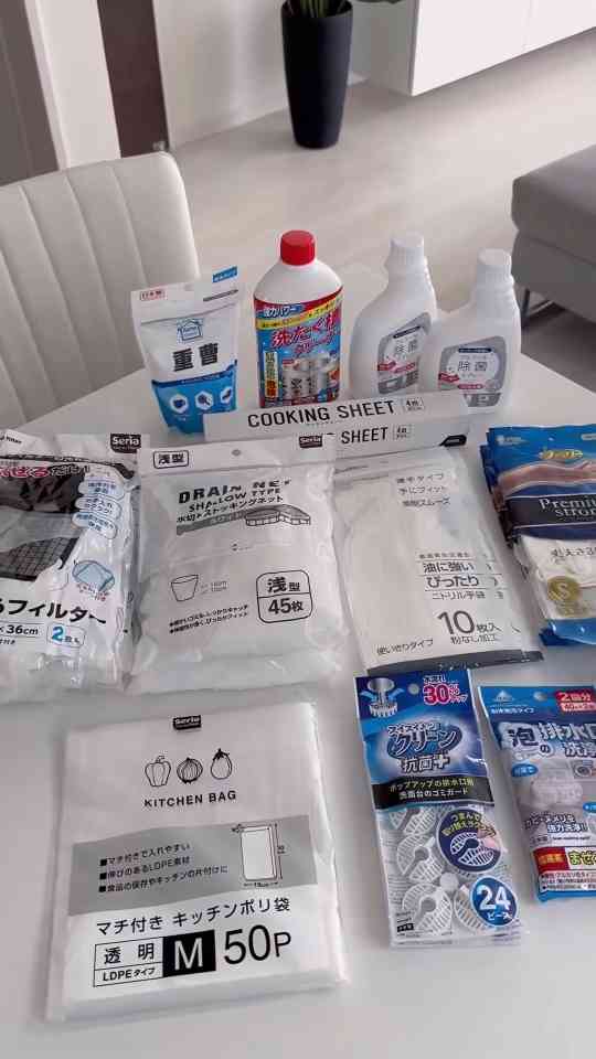 Satisfying Bathroom Clean With Asmr Scrubbing Water Sounds