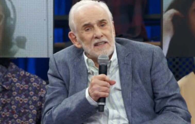 Com 130 kg, ator Francisco Cuoco tem dificuldades para se locomover