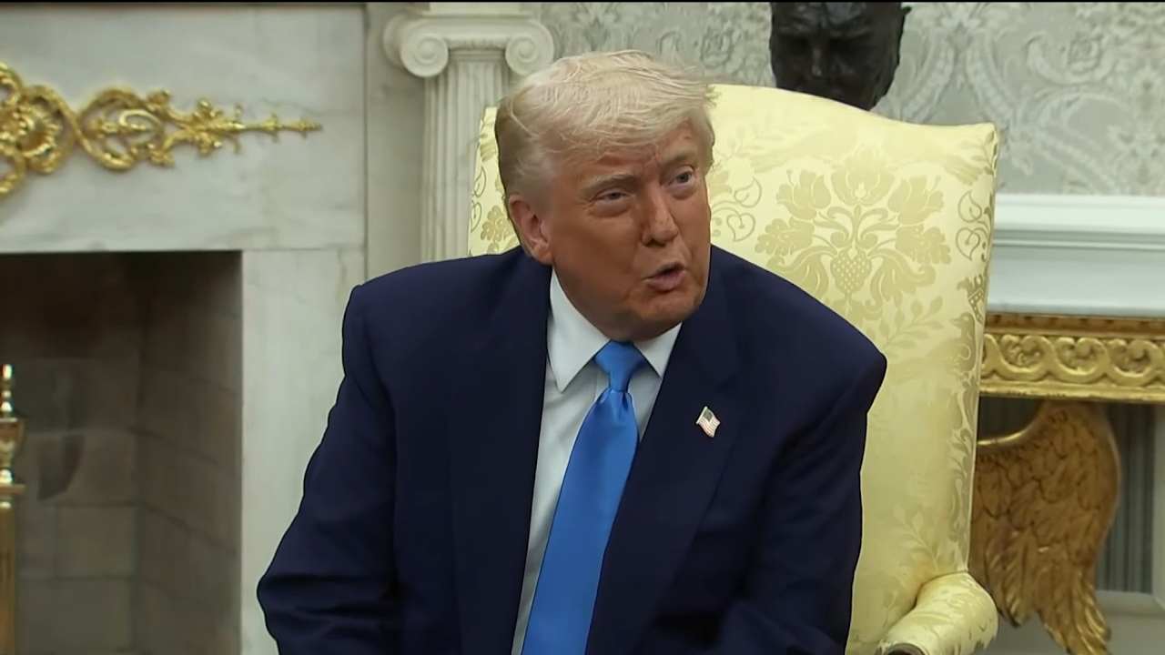 Trump lashes out at female reporters, calling them "ugly," "stupid" and "piggy"