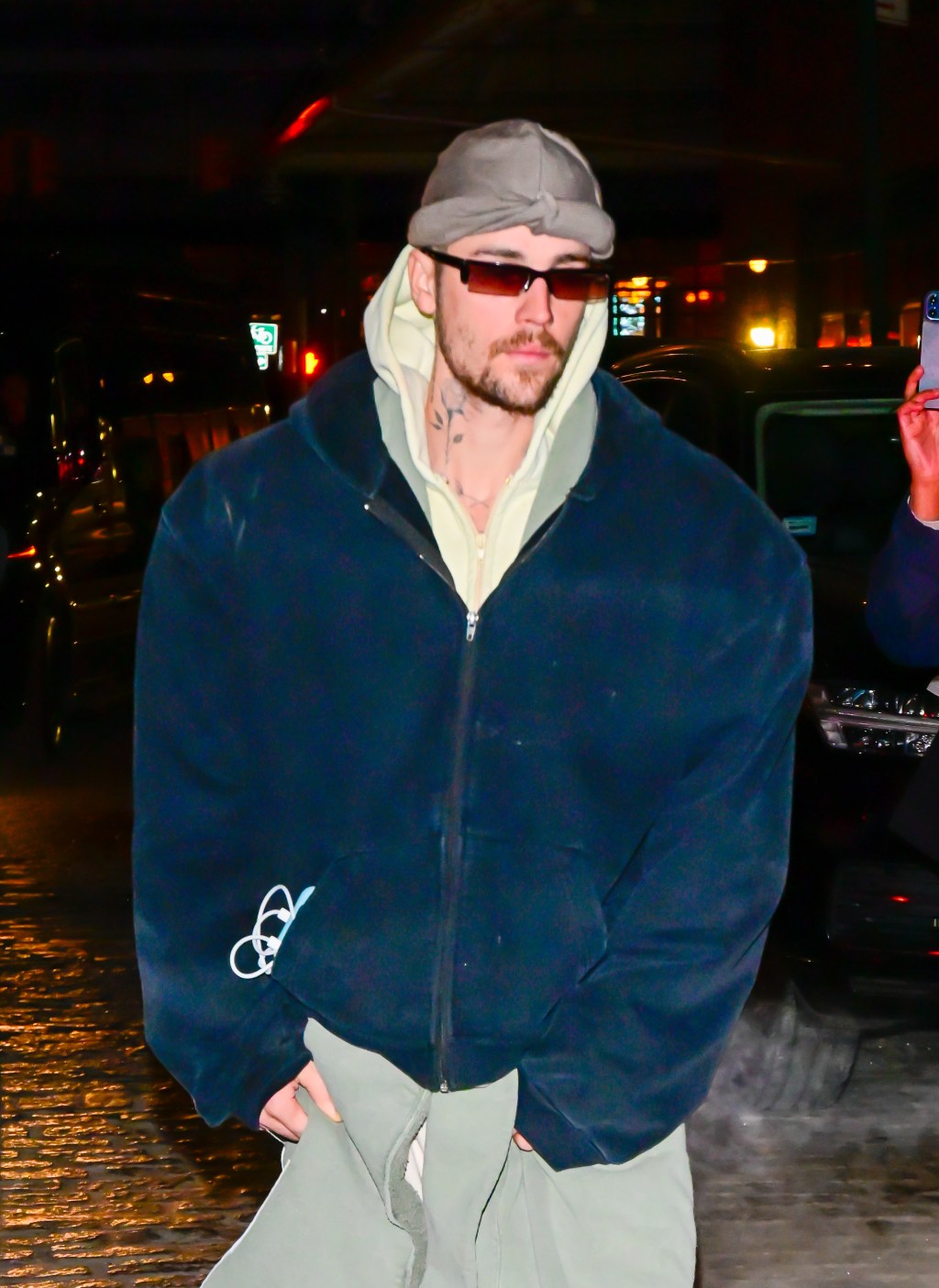 Justin Bieber drastically edits Instagram caption after overshadowing wife  Hailey's Vogue cover with fight reveal, image size:768x1054