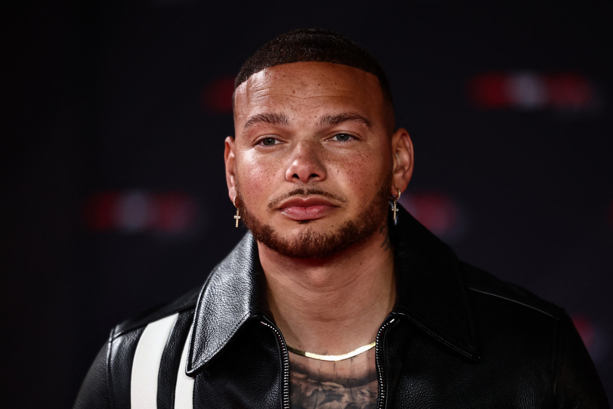 Country Star Kane Brown Shows Off Serious Body Transformation in Just 6