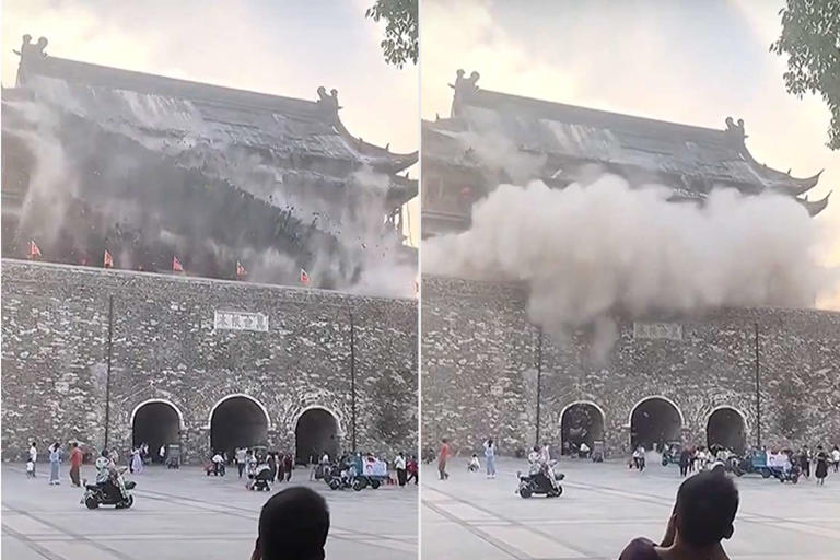Tiles Fall Off the Roof of 600YearOld Tower, Sending Tourists Scrambling(01)