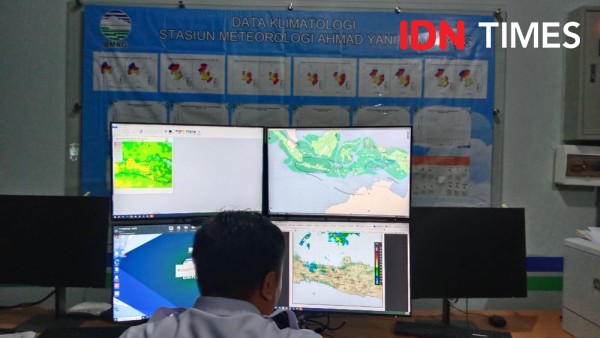 Mengapa Bulan Mei Digerus Hujan di Tengah Musim Kemarau?