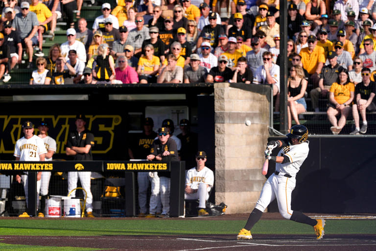 Iowa baseball defeats Rutgers, punches Big Ten Tournament semis ticket