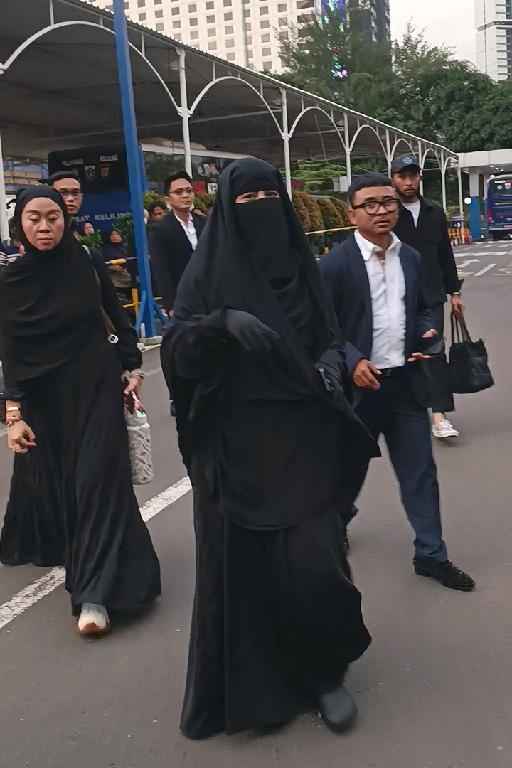 Umi Pipik ungkap kondisi terkini Wardatina Mawa: Alhamdulillah lebih religius
