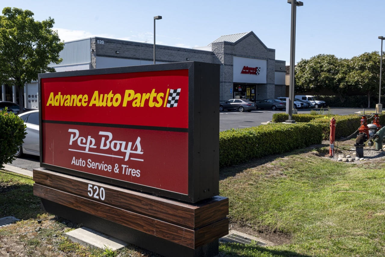 Advance Auto Parts Cuts 2025 Outlook As Sales Fall