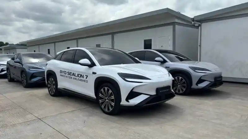 Changan Rilis SUV Listrik Kencang Lawan BYD Sealion 7