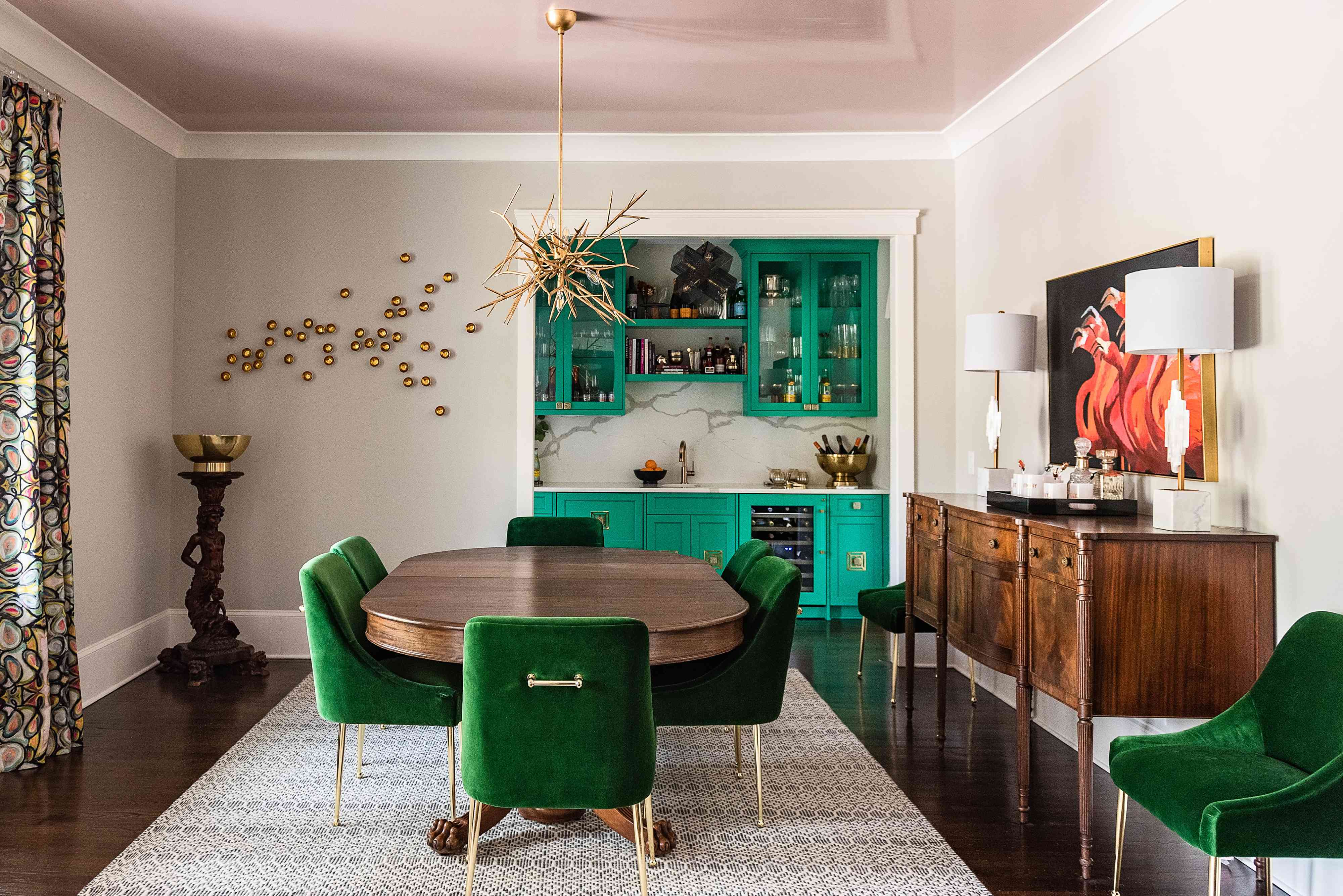 6 timeless pieces from grandma’s dining room that never go out of style