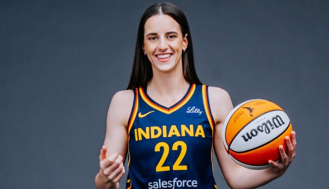 Caitlin Clark's courtside interaction with WNBA referee goes viral during  Indiana Fever vs the Washington Mystics