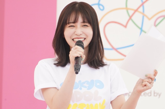 長濱ねる 写真集 B3ポスター 7/15 インスタ生配信限定特典 サイン入り 7/15(火)生配信限定特典付き】長濱ねる 2nd写真集『長濱ねる