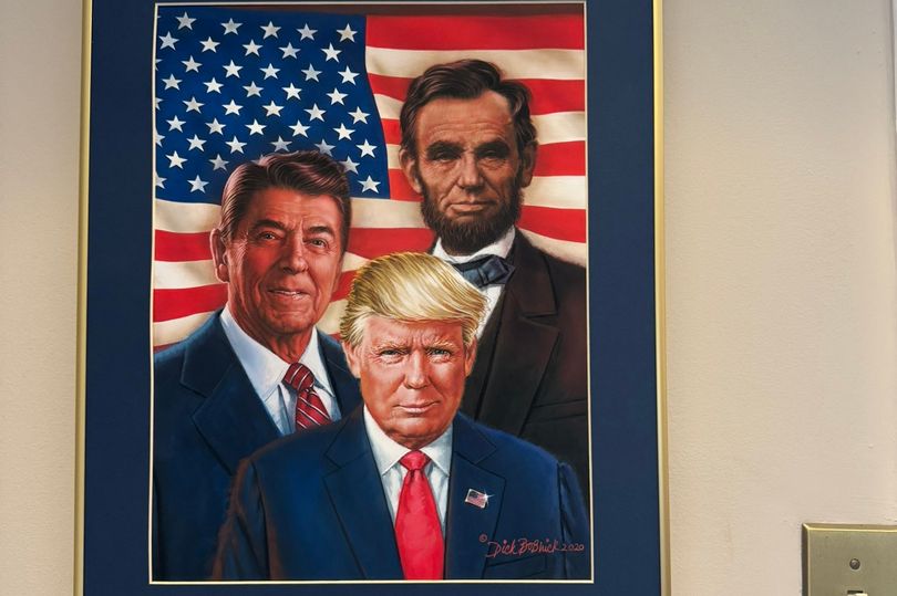 Trump hangs outrageous painting with Reagan and Lincoln on White House