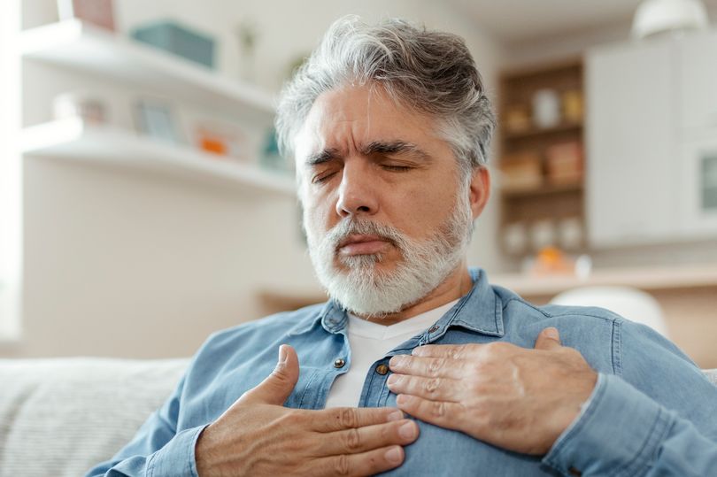 Doctor's urgent warning to check for 5 cancer signs men don't realise