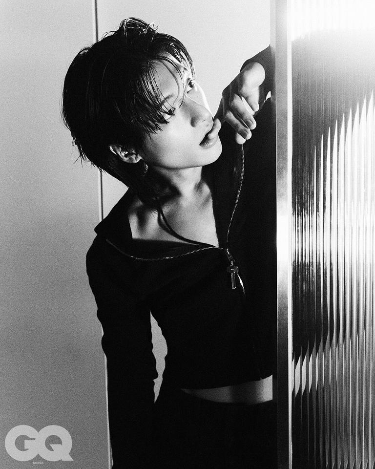 フォト】ATEEZウヨン×黒猫…シックな魅力さく裂