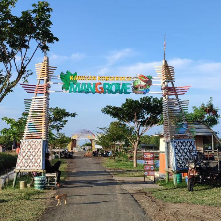 Pantai Kertomulyo'
