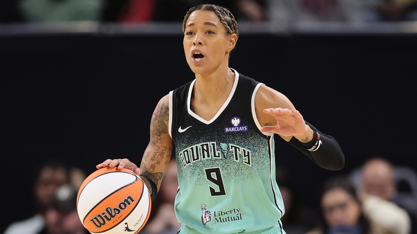 Liberty set WNBA record with scorching outside shooting performance in blowout win over Sky