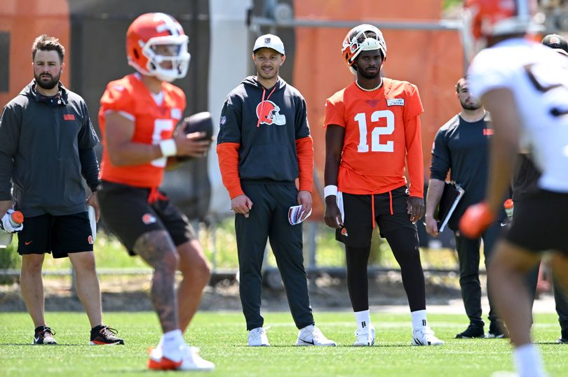 Shedeur Sanders #12 of the Cleveland Browns looks on during rookie minicamp at CrossCountry Mortgage Campus on May 10, 2025 in Berea, Ohio