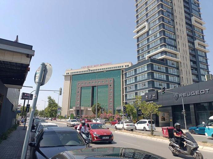 Suçüstü yakalanmışlardı! Adliyede rüşvetten tutuklama!