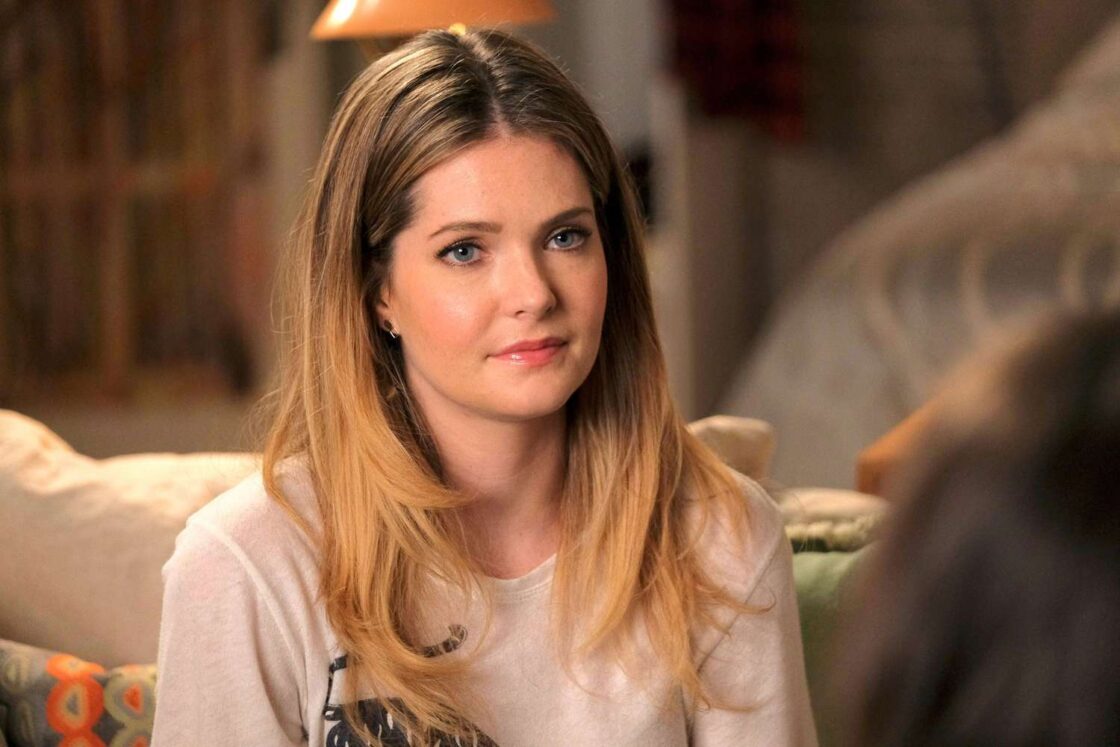 Meghann Fahy Stuns in Netflix’s “Sirens” — Here’s Why Everyone’s