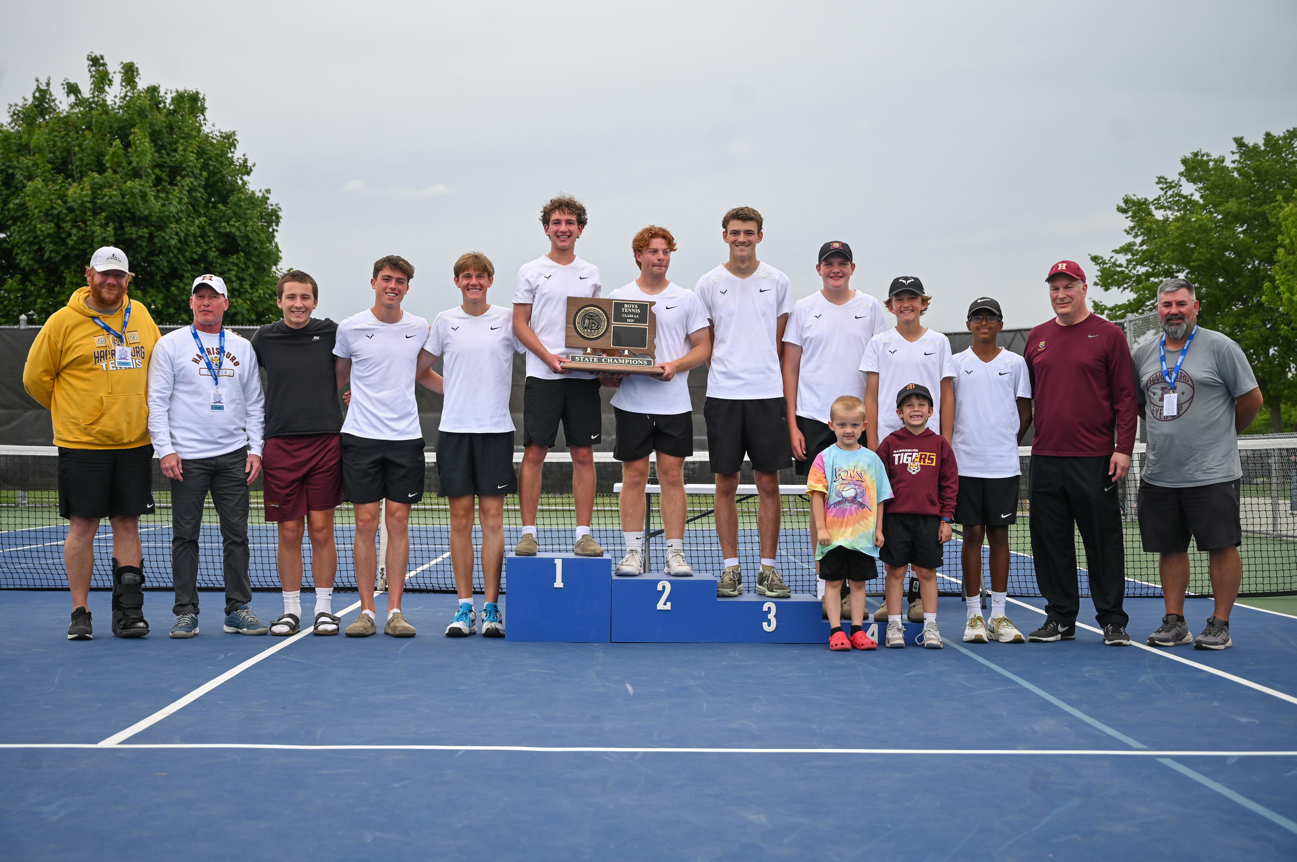 Harrisburg boys wins 1st Class AA South Dakota tennis state title ...
