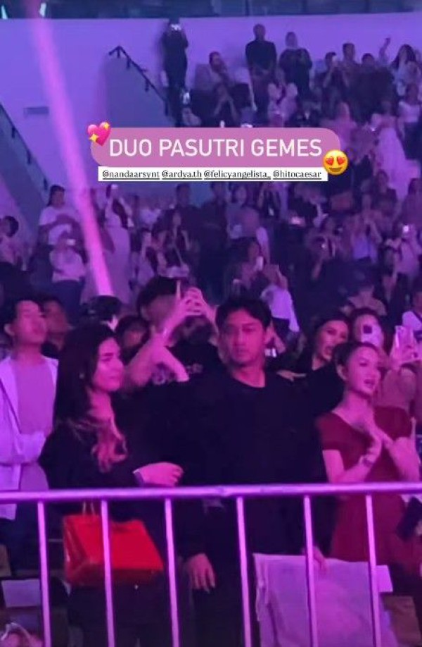 Warta Bandung Barat | Deretan Bintang Indonesia Hadir ke Konser Rossa, Fadil Jaidi Ikut Meriahkan