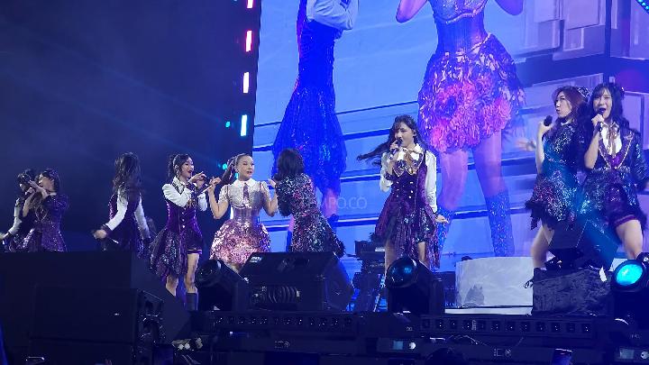 Warta Bandung Barat | Konser Rossa 