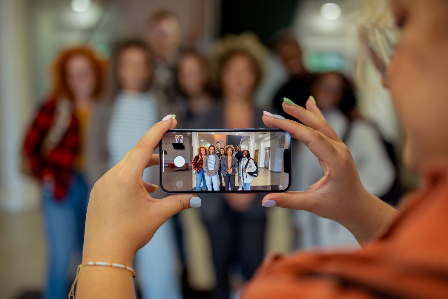 Woman Admits She’s Furious After a Photo of Her Was Shared on Facebook