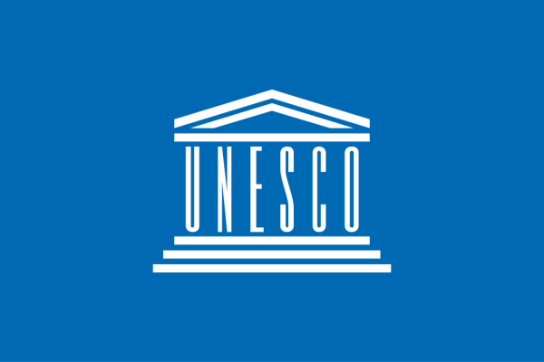 Warta Bandung Barat | UNESCO Jawab Mengenai Prestasi Syahrini di Cannes