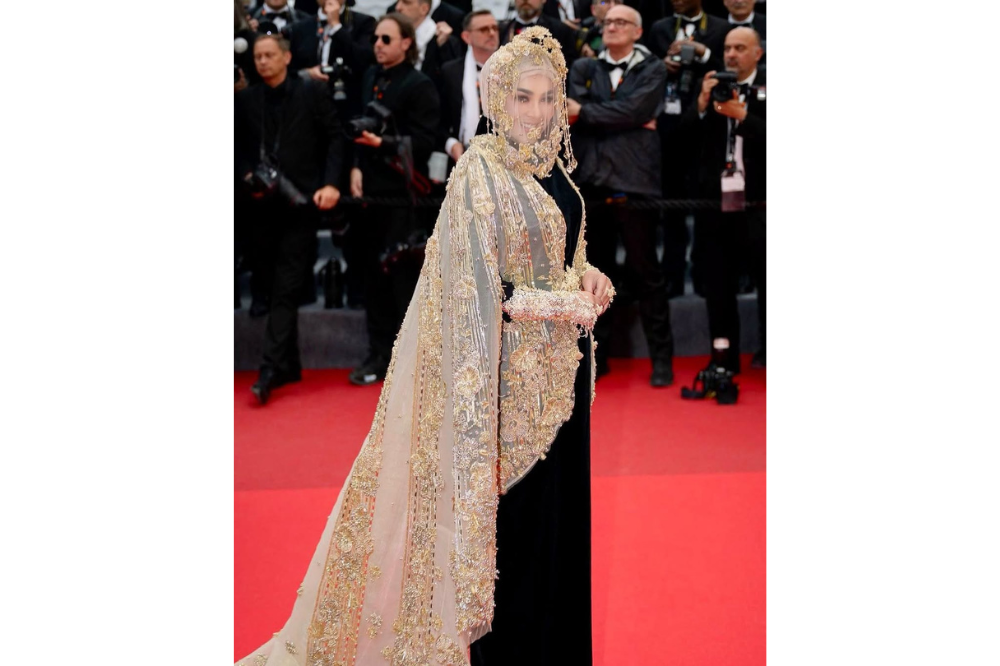 Warta Bandung Barat | 8 Bintang Indonesia yang Berkilau di Festival Film Cannes, Rano Karno Ikut Bergabung!