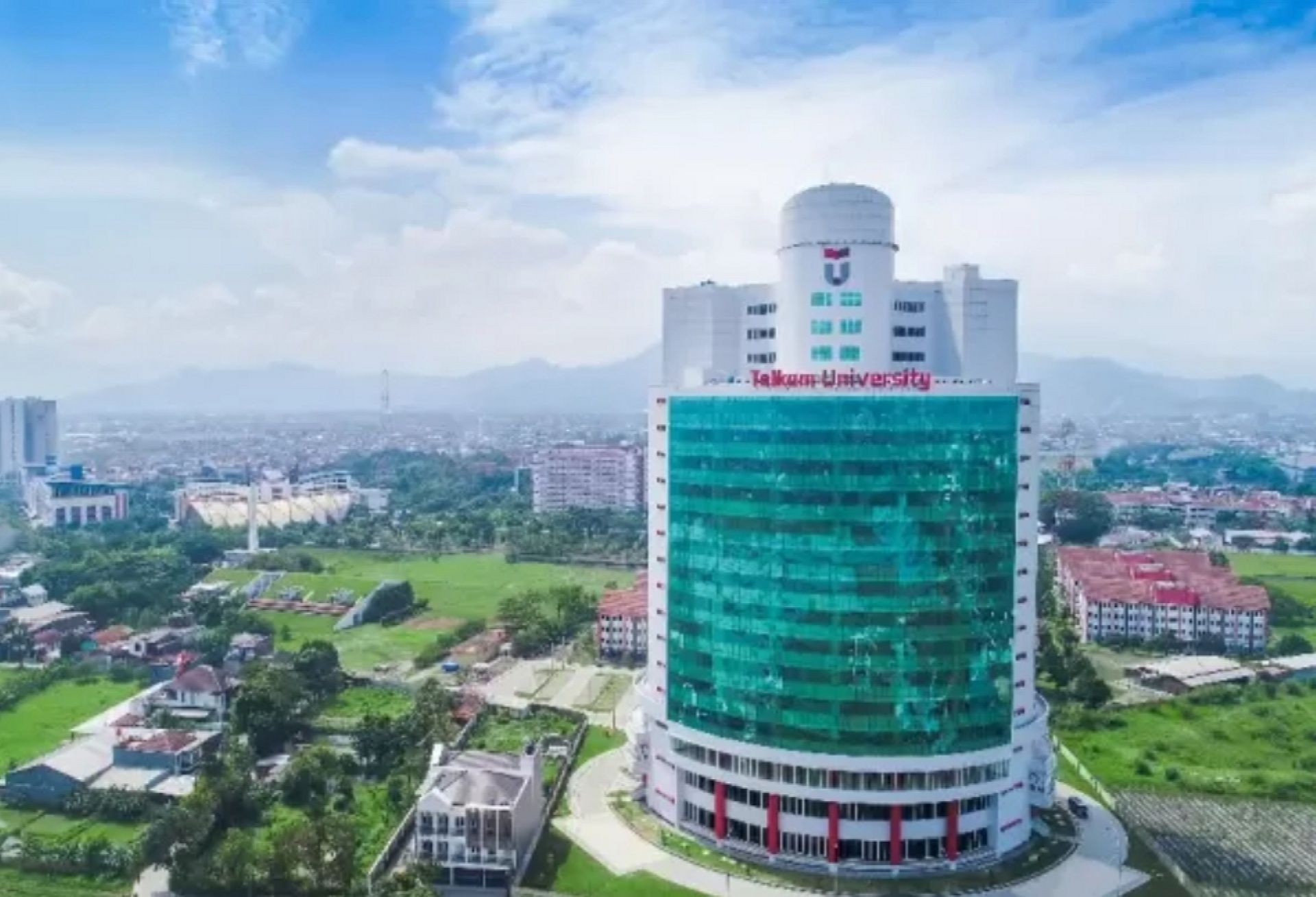 20 Perguruan Tinggi Unggulan Indonesia Menurut Peringkat Asia THE 2025: Telkom University Jadi Sorotan