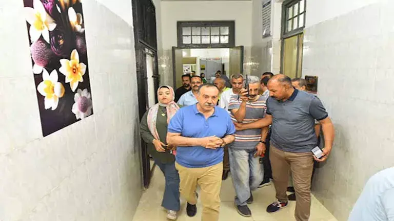 محافظ أسيوط يتفقد مستشفى الرمد